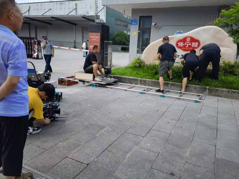 松江区广告片拍摄公司核心优势：全流程服务，让品牌广告片省心更出彩